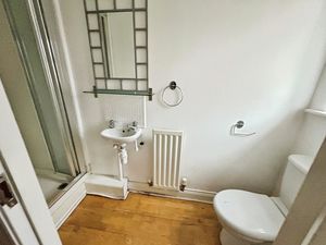 Photo 15- click for photo gallery